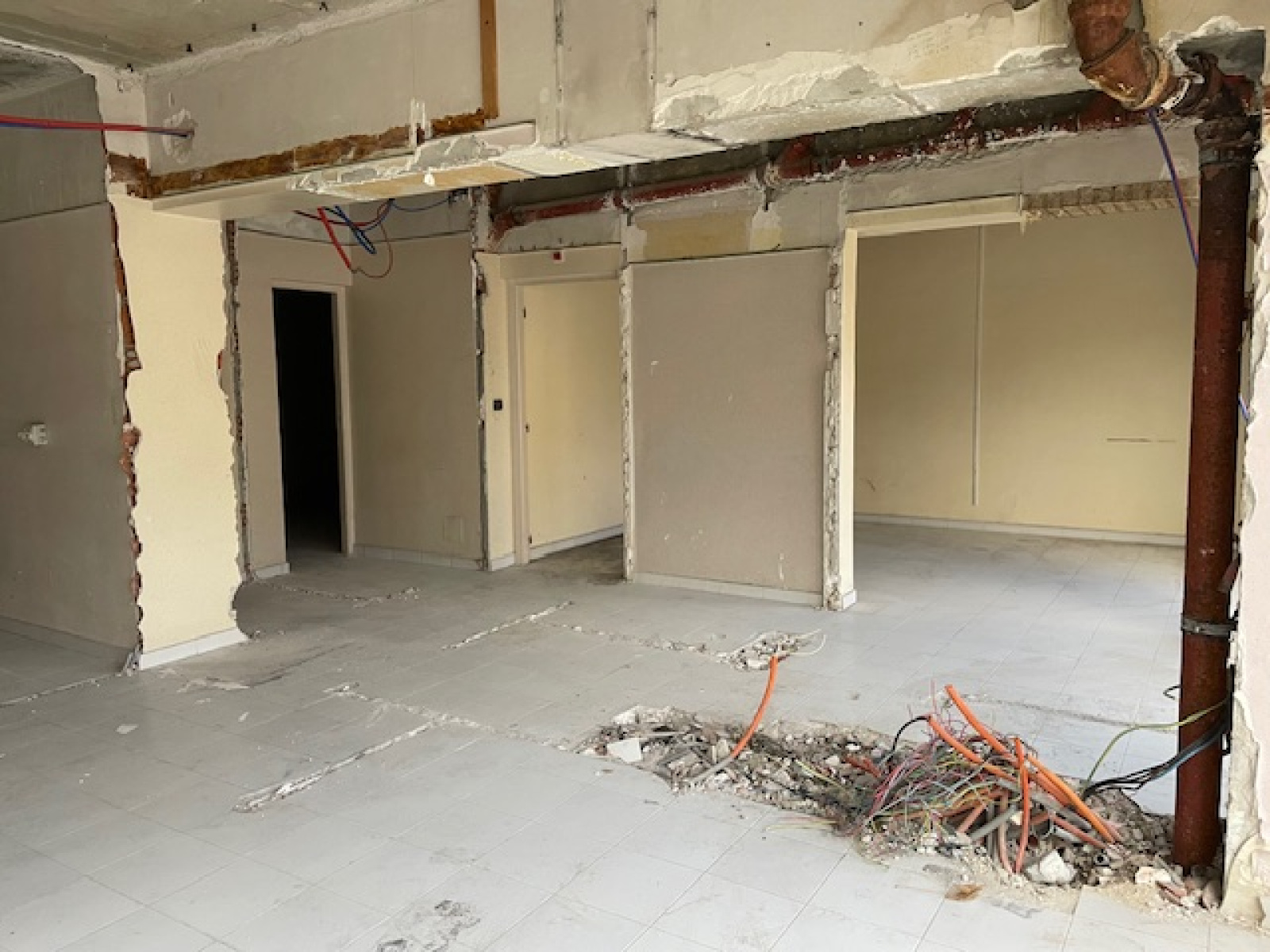 Image_, Local commercial, Hyères, ref :201711 EXCLUSIF