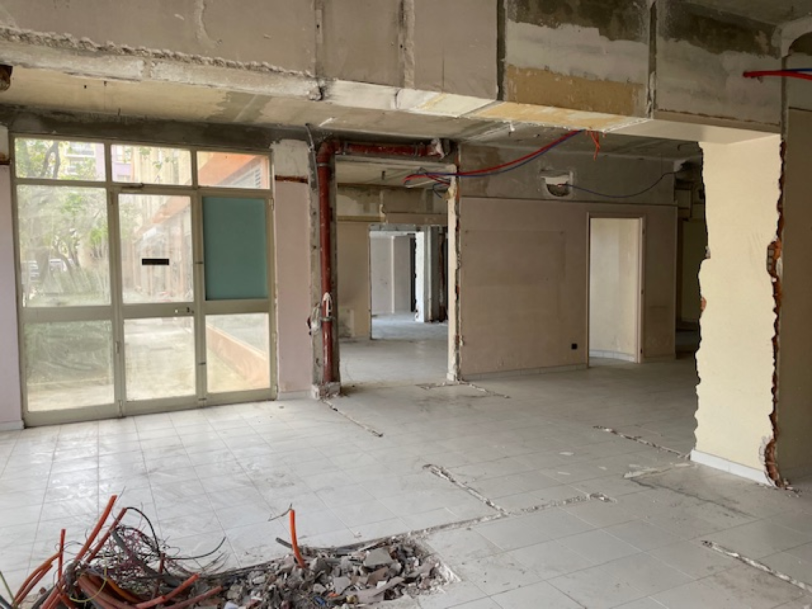 Image_, Local commercial, Hyères, ref :201711 EXCLUSIF
